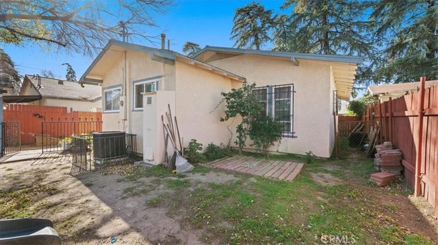 2135 N Pershing, San Bernardino, CA 92405