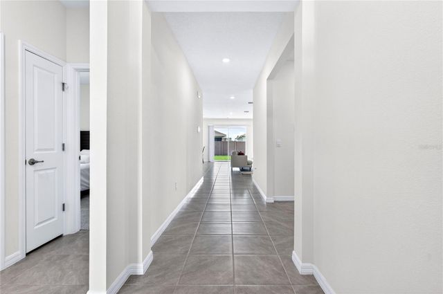 4975 NW 39TH LOOP, Ocala, FL 34482