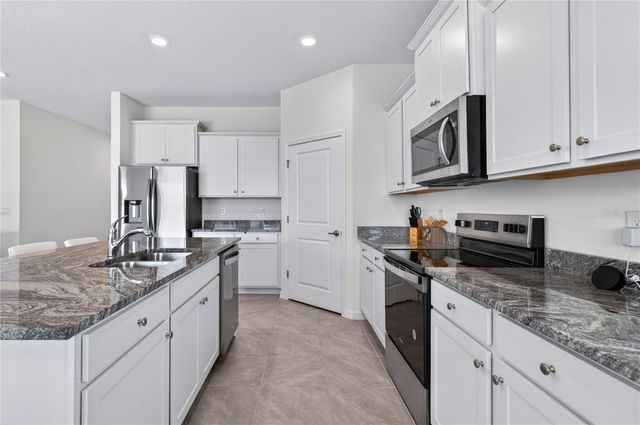 4975 NW 39TH LOOP, Ocala, FL 34482