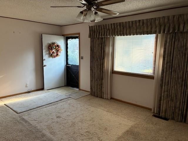 3812 S MAIN Street, Independence, MO 64055