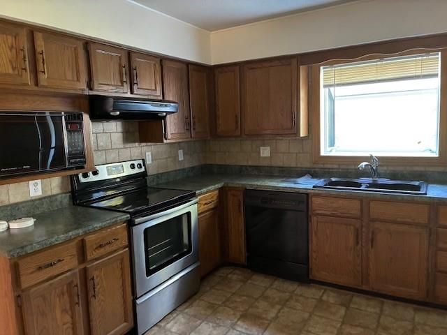 3812 S MAIN Street, Independence, MO 64055