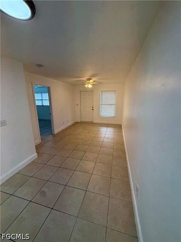 40 Willis RD, North Fort Myers, FL 33917