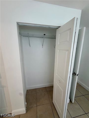 40 Willis RD, North Fort Myers, FL 33917