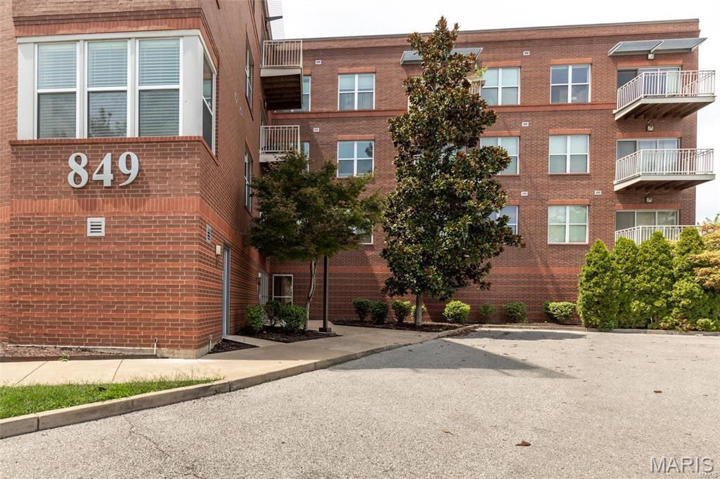 849 Westgate Avenue 305, St Louis, MO 63130