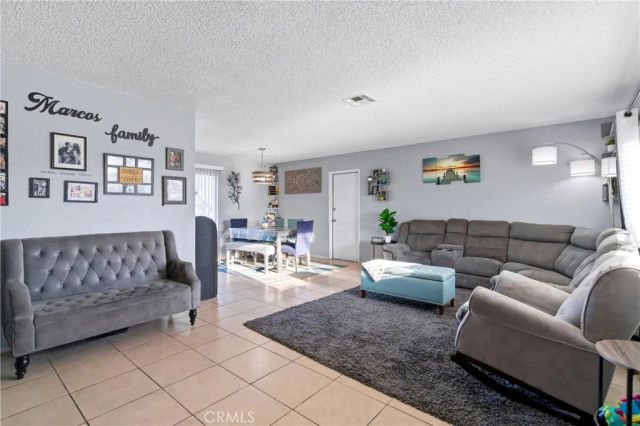 12561 Shamrock Avenue, Victorville, CA 92395