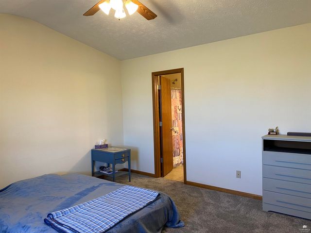 2710 Buttonwood Drive, Manhattan, KS 66502