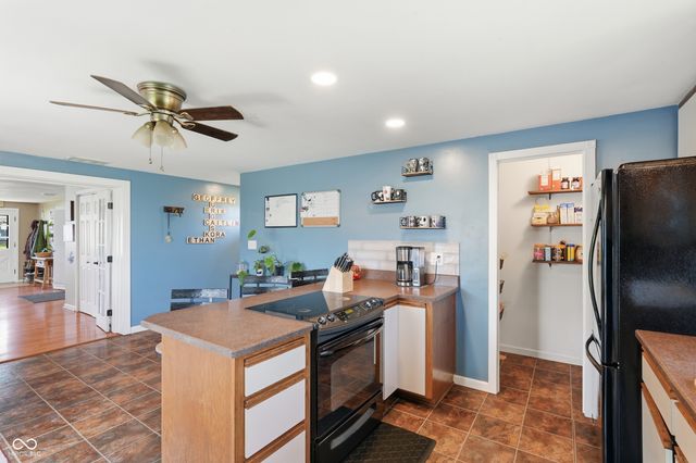 917 Linda Drive, Fortville, IN 46040