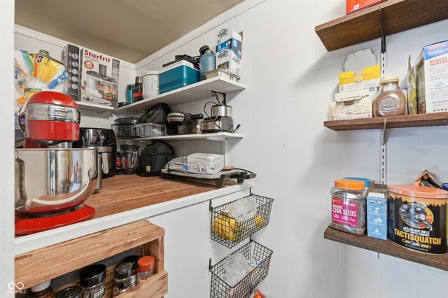 917 Linda Drive, Fortville, IN 46040