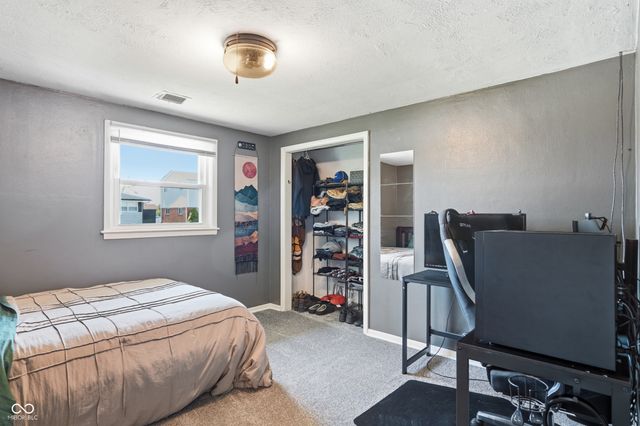 917 Linda Drive, Fortville, IN 46040