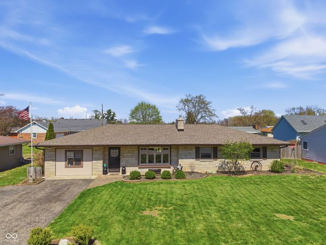 917 Linda Drive, Fortville, IN 46040