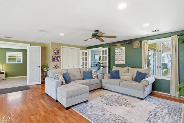 917 Linda Drive, Fortville, IN 46040