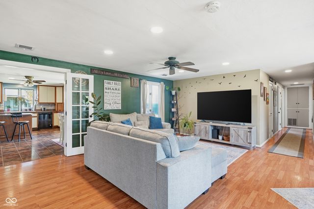 917 Linda Drive, Fortville, IN 46040