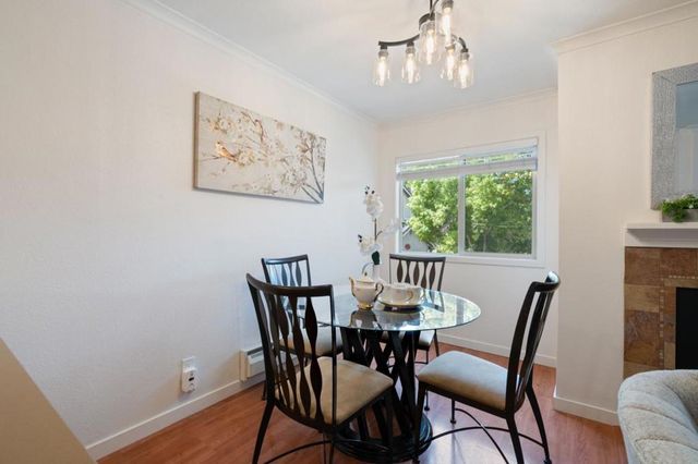 374 Union Avenue E, Campbell, CA 95008