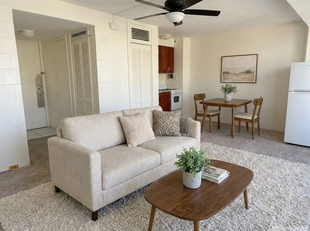 445 Kaiolu Street 1201, Honolulu, HI 96815