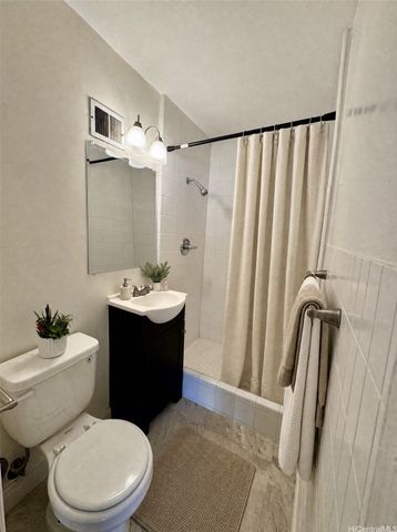 445 Kaiolu Street 1201, Honolulu, HI 96815