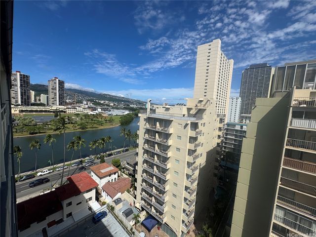 445 Kaiolu Street 1201, Honolulu, HI 96815