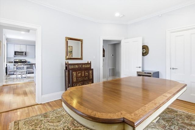 96 Seaverns Ave 1, Boston, MA 02130