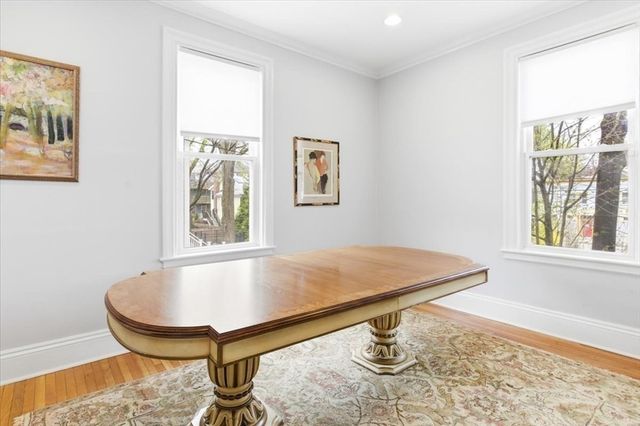 96 Seaverns Ave 1, Boston, MA 02130