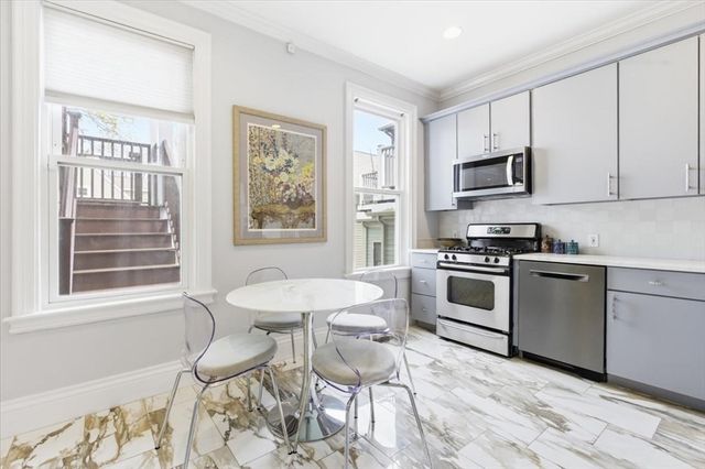 96 Seaverns Ave 1, Boston, MA 02130