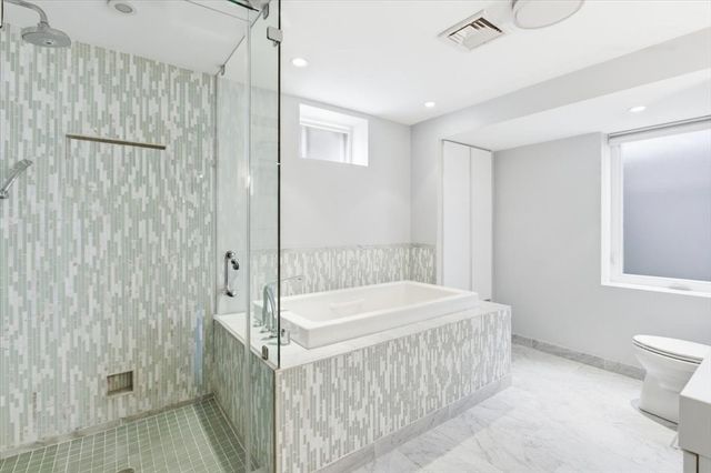 96 Seaverns Ave 1, Boston, MA 02130