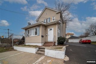 455 Orient Way 2, Lyndhurst, NJ 07071
