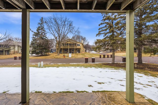 6871 Sherwood Road, Woodbury, MN 55125