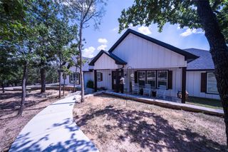 172 Mountain View Court, Sunset, TX 76270
