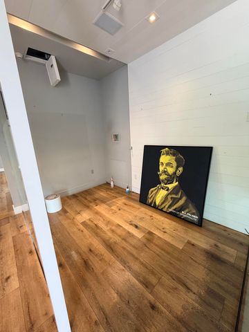 6801 Collins Avenue 1215, Miami Beach, FL 33141