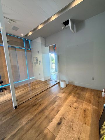 6801 Collins Avenue 1215, Miami Beach, FL 33141