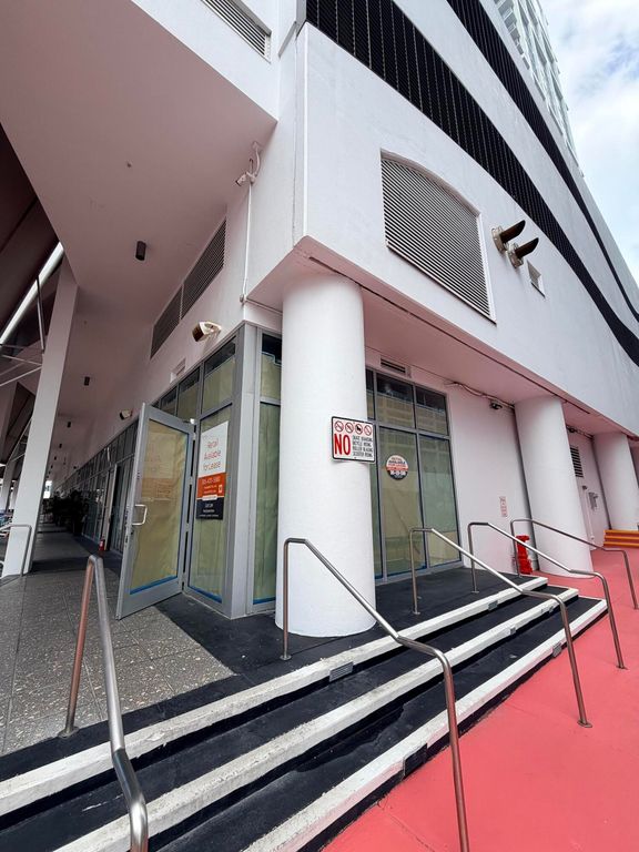 6801 Collins Avenue 1215, Miami Beach, FL 33141