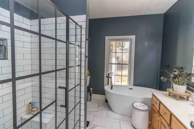 78 COX DR, Selmer, TN 38375