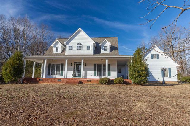 78 COX DR, Selmer, TN 38375