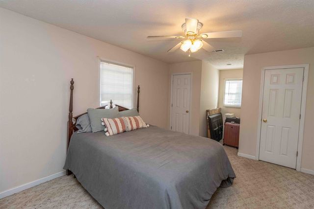 78 COX DR, Selmer, TN 38375