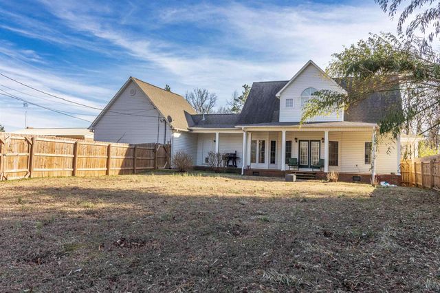 78 COX DR, Selmer, TN 38375