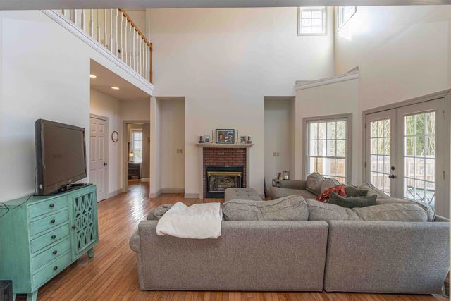 78 COX DR, Selmer, TN 38375