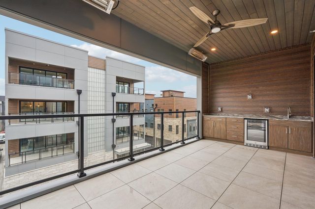 2867 Kobuk Drive, 302, Columbus, OH 43228