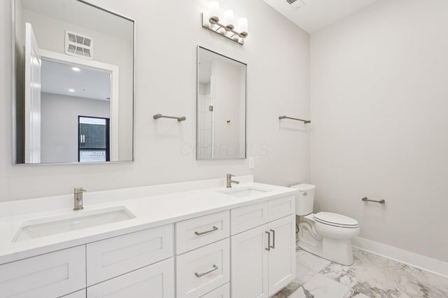 2867 Kobuk Drive, 302, Columbus, OH 43228