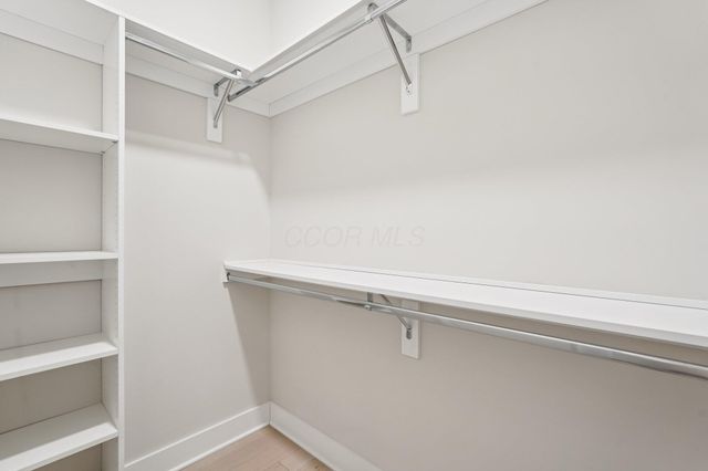 2867 Kobuk Drive, 302, Columbus, OH 43228