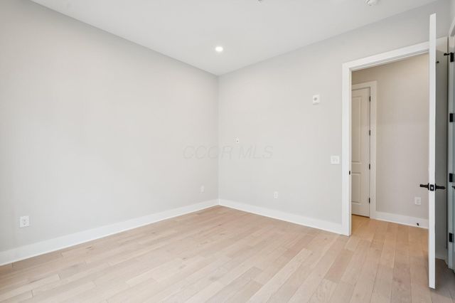 2867 Kobuk Drive, 302, Columbus, OH 43228