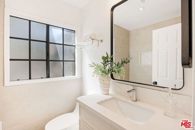 2034 Empress Avenue, South Pasadena, CA 91030