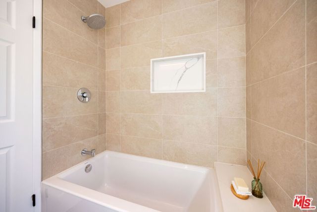 2034 Empress Avenue, South Pasadena, CA 91030