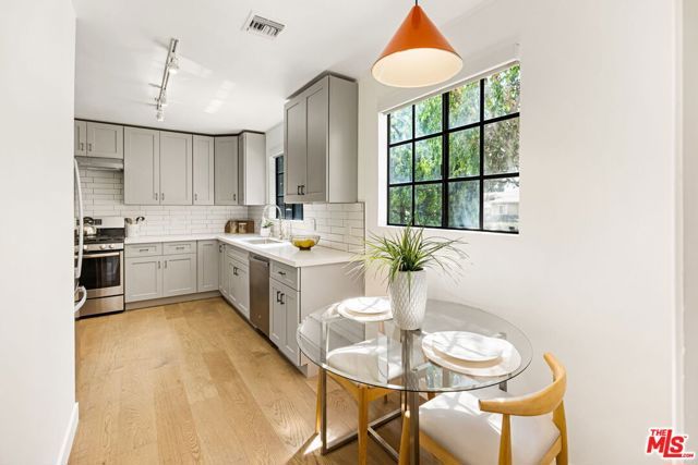 2034 Empress Avenue, South Pasadena, CA 91030