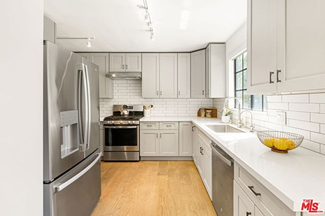 2034 Empress Avenue, South Pasadena, CA 91030