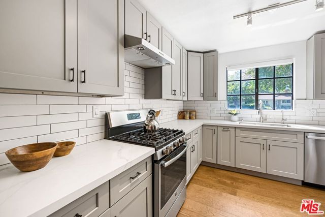 2034 Empress Avenue, South Pasadena, CA 91030