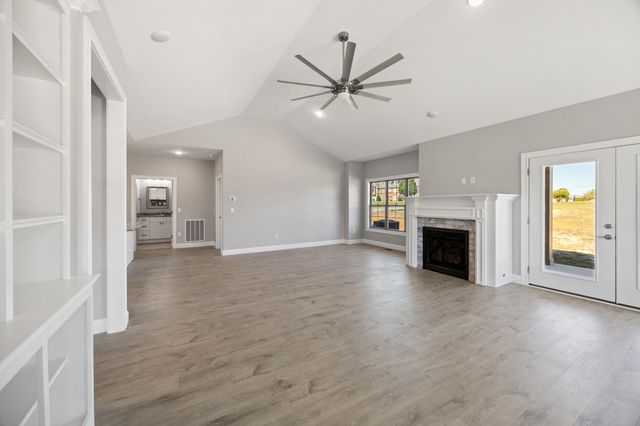 56 Lakin Lane, Mt Sterling, KY 40353