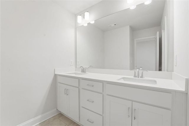 356 Hayden Circle, Woodstock, GA 30189