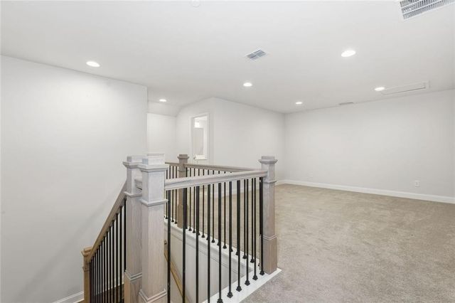 356 Hayden Circle, Woodstock, GA 30189