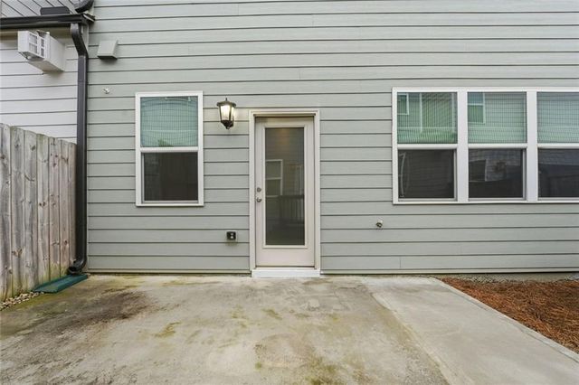 356 Hayden Circle, Woodstock, GA 30189