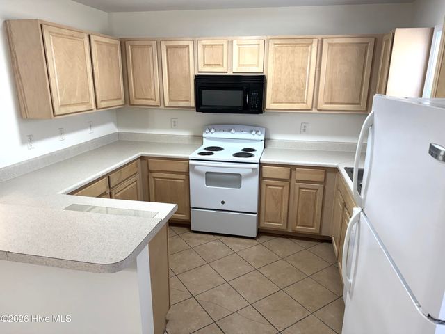 308 Comanche Trail, Havelock, NC 28532