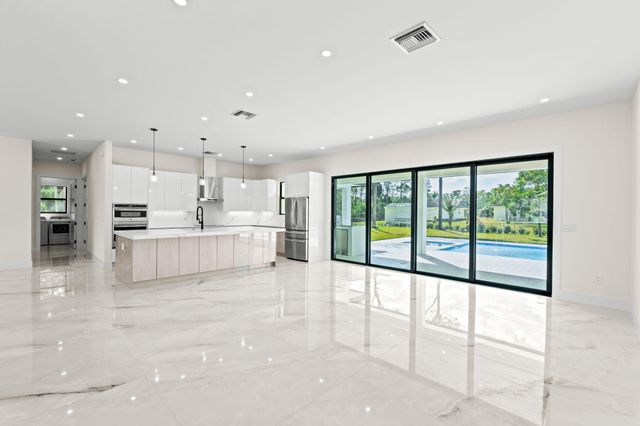 16818 78th Road N, The Acreage, FL 33470